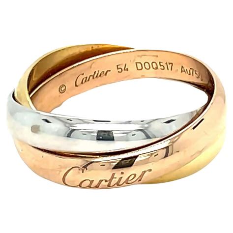 cartier trinity ring eckig|cartier trinity ring on hand.